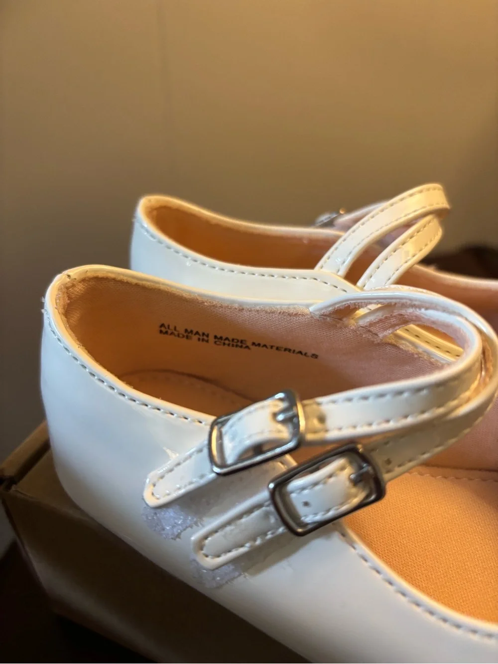 Girls Patent Mary Jane Shoes in White - Classic Kids Dress Shoe